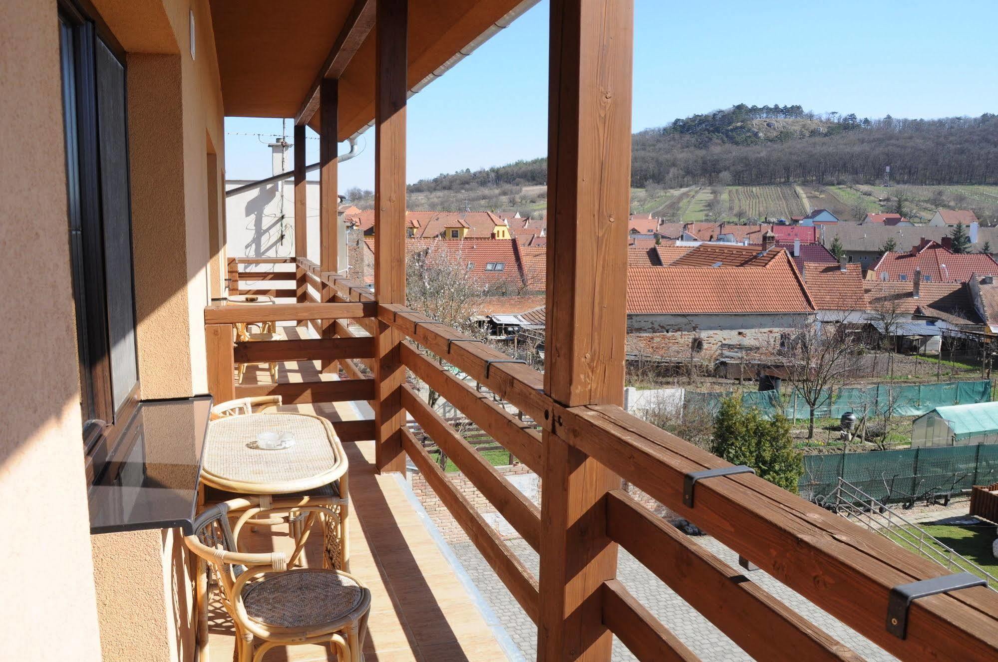 Penzion Panorama Mikulov Exterior foto
